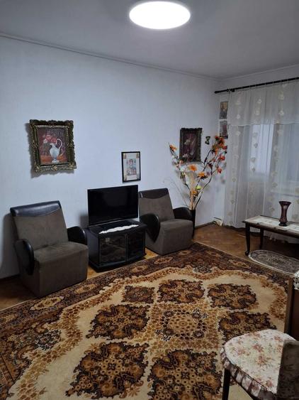 Apartament 3 camere,3/4,zona Garii,centrala,aer cond,izolatie termica - 1