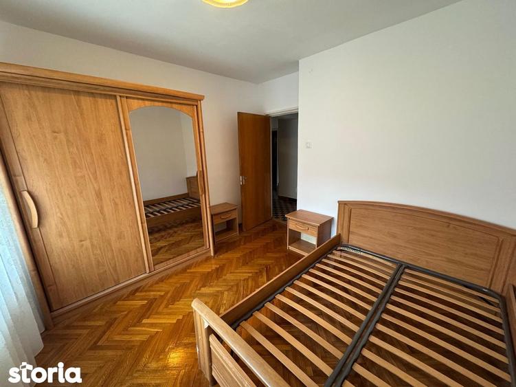 Vanzare apartament trei camere imobil solid Piata Ion Mihalache metrou - 4