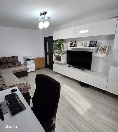 Particular vand apartament cu 3 camere, Crangasi - 2