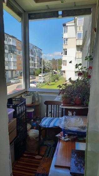 Apartament 3 camere, 2 balcoane decomandat, etajul 1 - 6