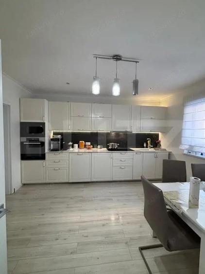 Casa spa?ioasa cu design elegant Zona Calea Moldovei - 10