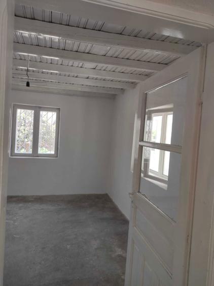 Casa + teren 3600m2 de vanzare in Plataresti, jud. Calarasi - 2