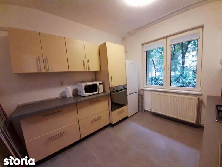 Apartament 3 camere renovat, centrala, 7 minute Metrou Gorjului - 10