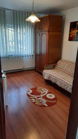 Apartament 4 camere, in zona excelenta, Calarasi - 3
