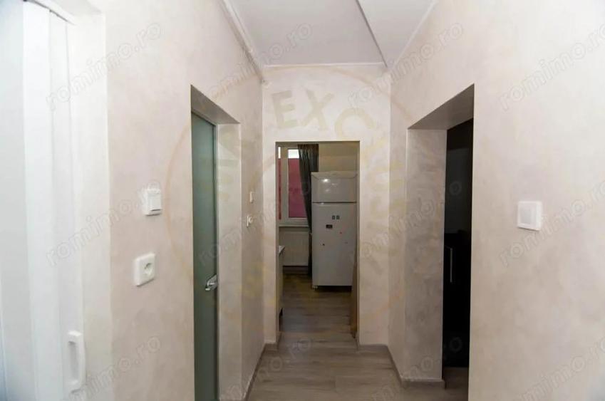 Garsoniera - etaj 1 - 31MP - renovata total - 6