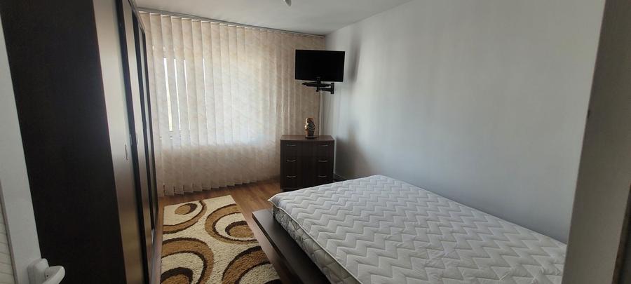 Inchiriez apartament 2 camere m6 - 2