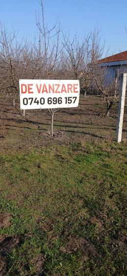 Teren intravilan de vanzare - 8