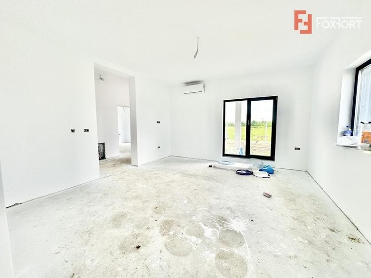 Casa individuala cu 4 camere - Toate utilitatile + Asfalt - Mosnita Noua - 9