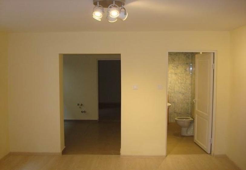 Casa 5 camere, spatiu comercial inclus, stradal, pretabila Rezidential, Cabinet - 11