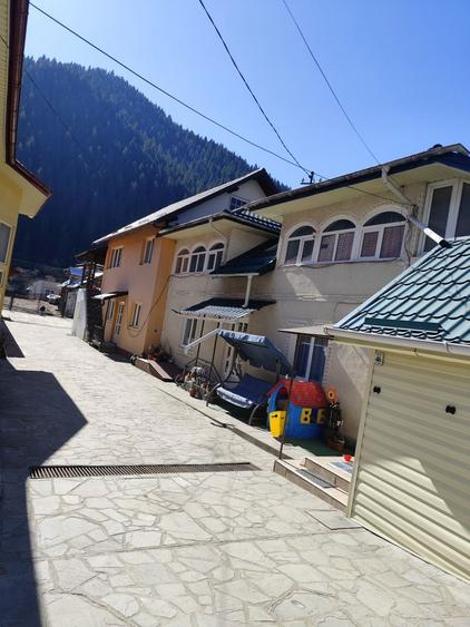 2 case de vanzare Lunca,com Borca - 2