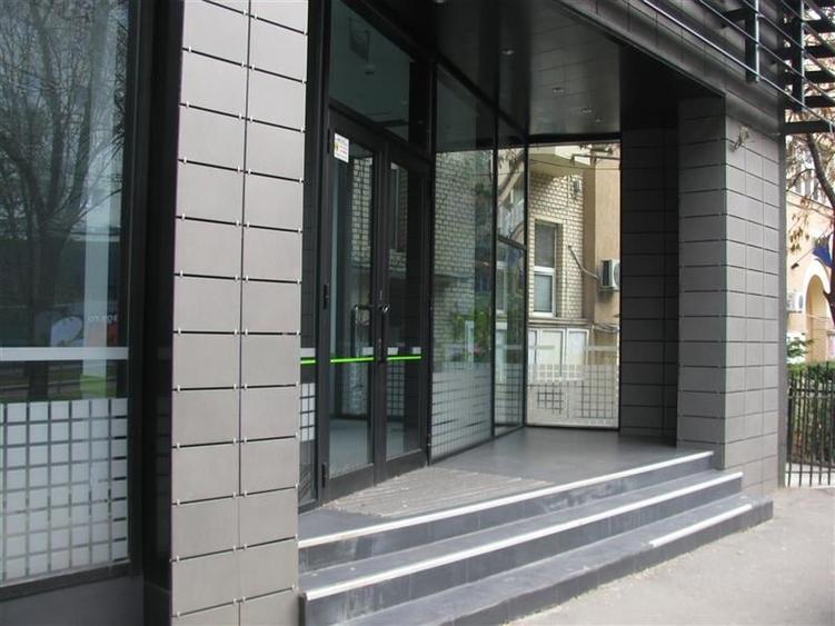 Vanzare cladire de birouri - stradala - Titulescu - 6