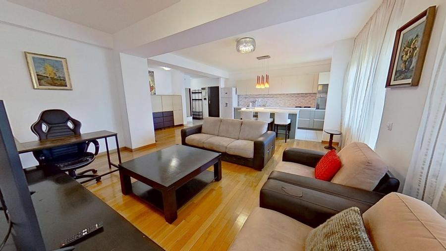 Iancu Nicolae, 3 camere, mobilat & utilat full, 2 parcari, 2 bai, retras, padure - 7