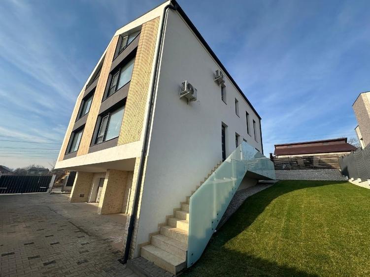 2 Apartamente in vila, zona panoramica, Dambu Rotund - 1