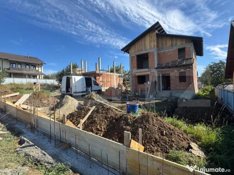 Case moderne individuale, 100 mp utili, zona Burdujeni - 1