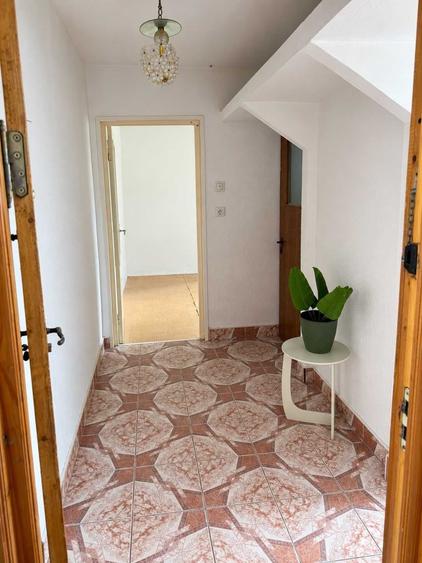 Apartament cu 2 camere semidecomandat în Vest