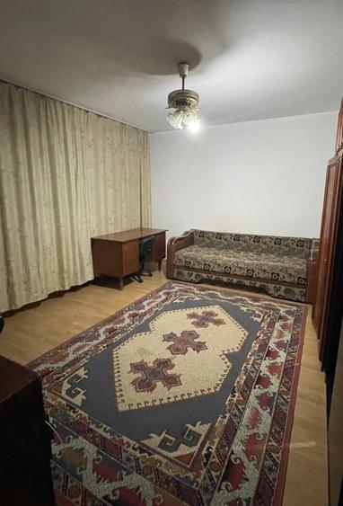 Garsonieră decomandată în Obor
