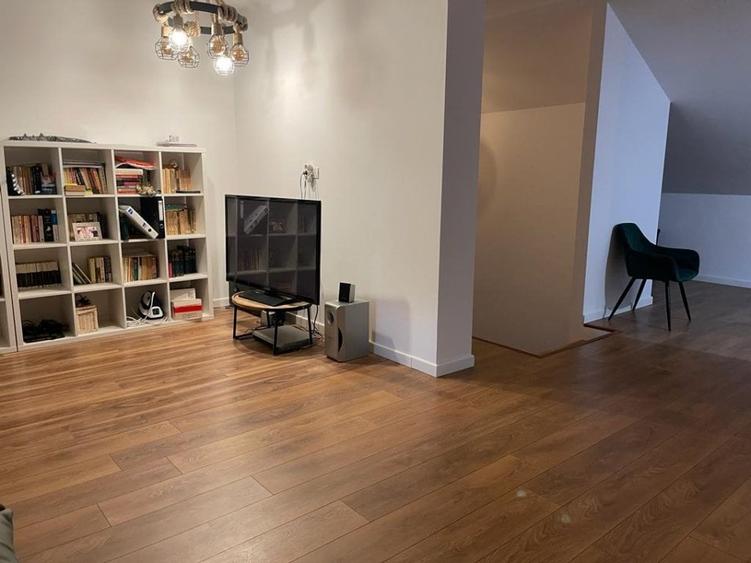 Particular , fara TVA - Berceni - Miorita , 247.000 euro - 240 mp utili - 18