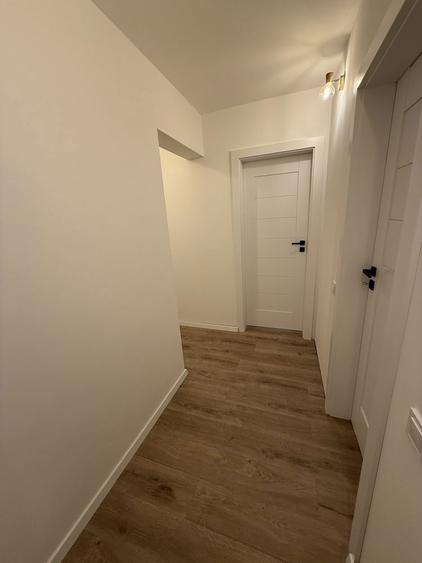 Proprietar vand Apartament 3 camere etaj 1 - 1