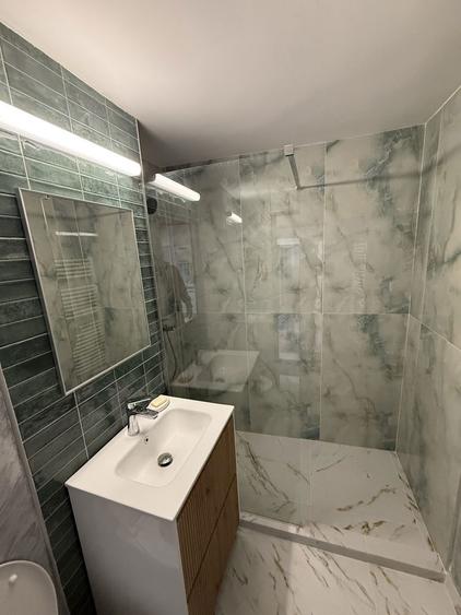 Vand apartament 2 camere central etaj3/7 renovat si utilat - 1