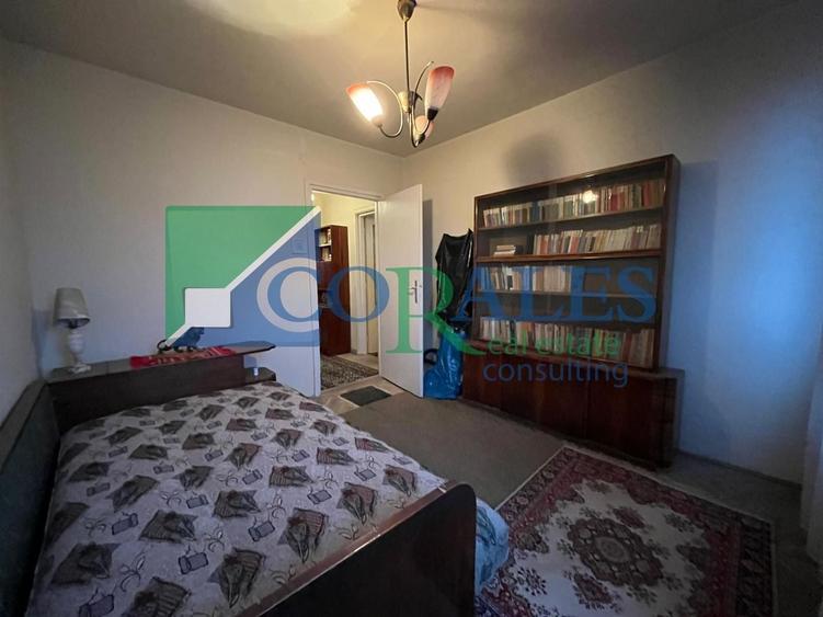 3 camere - vedere pe 2 parti. LIFT! - 7