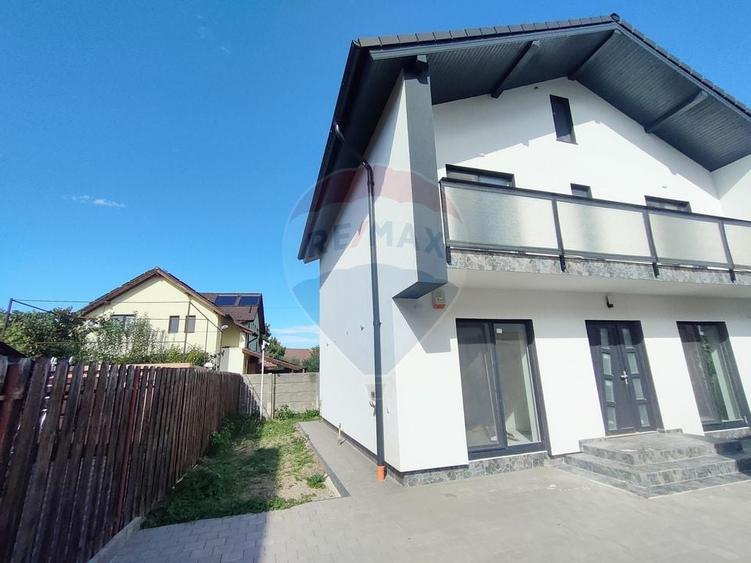 Casa cu 3 camere de vanzare in zona Turnisor - 1