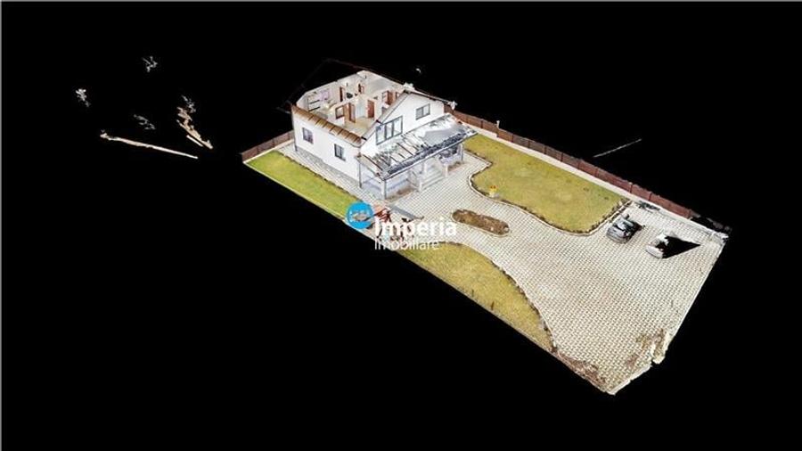 Pensiune de vanzare in zona Sucevita, langa Manastire - 3