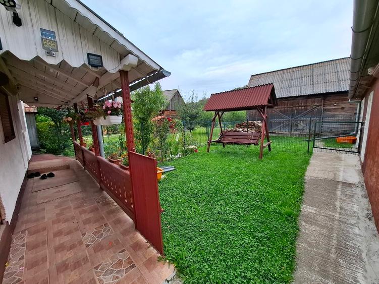 Casă spațioasă in comuna Subcetate, jud. Harghita  - 7