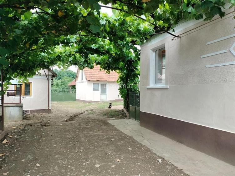 RECO, Casa la 16 km de Oradea,  Sabolciu, Bihor