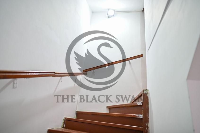 Casa cu 7 camere de vanzare | Zona Centrala, Baicoi | Comision 0% - 22