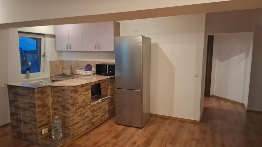 Casa de Cultura-bloc stradal-2 camere decomandate, mobilate si utilate - 6