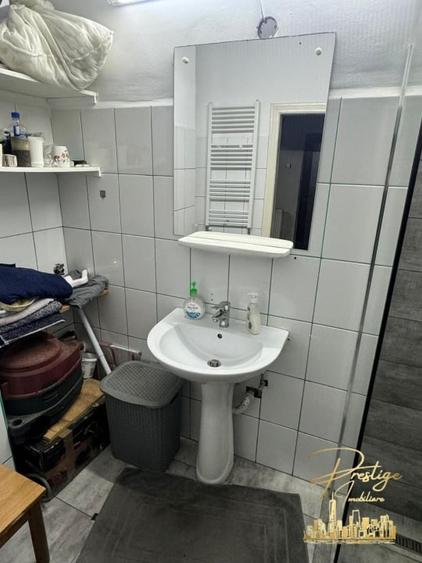 Garsoniera la curte comuna in zona Centrala-Oradea - 11