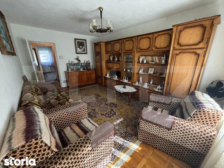 Apartament 3 camere M11, decomandat, 64 mp, etaj 3 balcon mare - 1