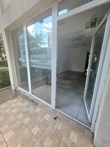 Spațiu comercial, de 64 mp, în Metalurgiei