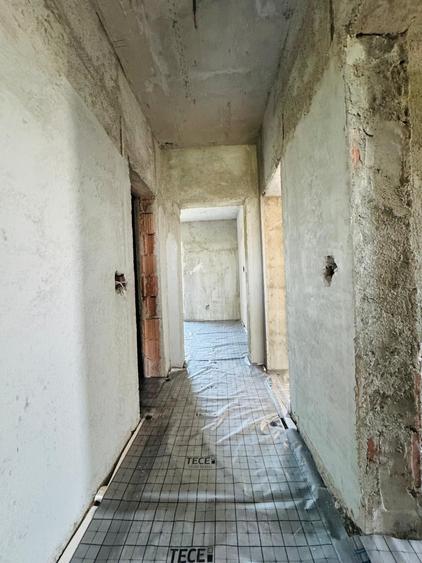 Apartament cu 3 camere în Fratelia