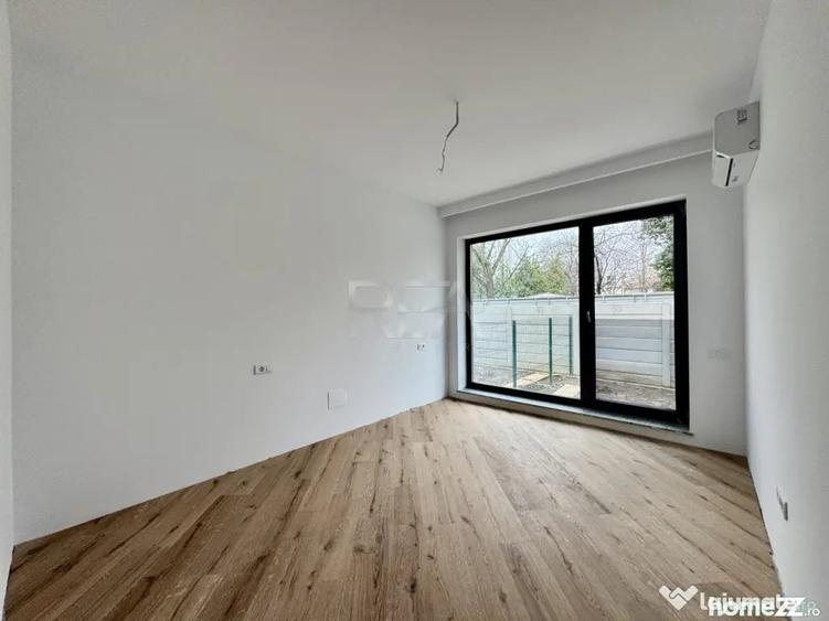 Apartament cu 3 camere semidecomandat în Matei Voievod