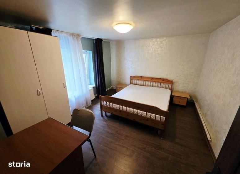 Apartament cu 3 camere în Piața Unirii