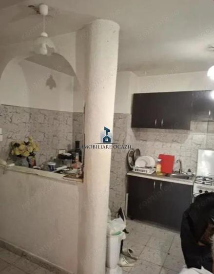 Vanzare Apartament 3 Camere Decomandat Bd.Ctin.Brancoveanu - 2