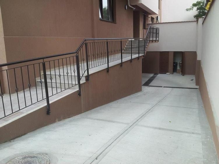 Apartament cu 2 camere decomandat în Luminiș