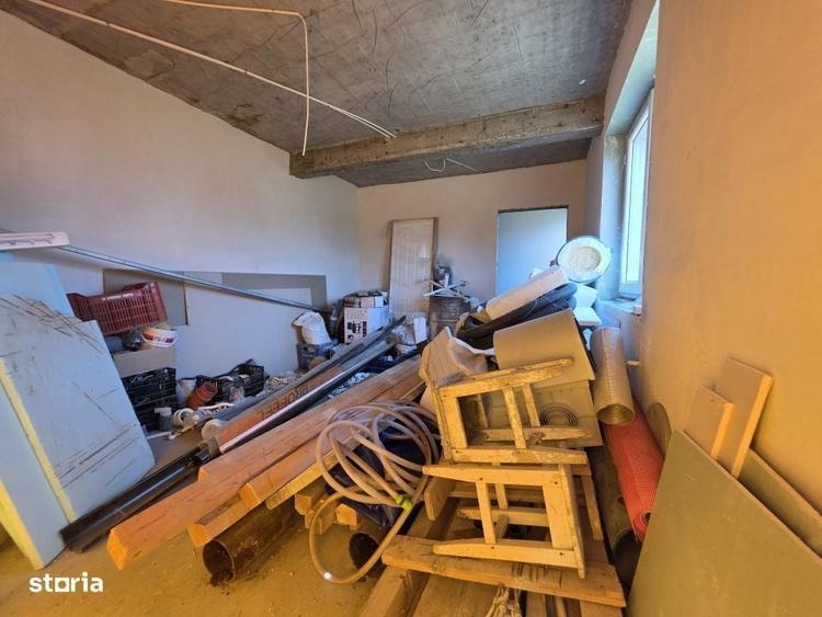 Casă cu 3 camere în Valu lui Traian