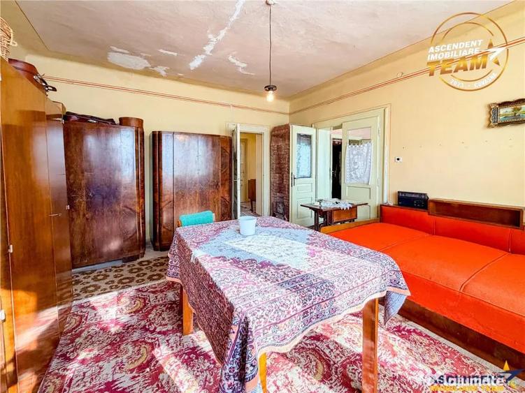 Casă cu 6 camere cu Teren 1911 Mp în Ilieni