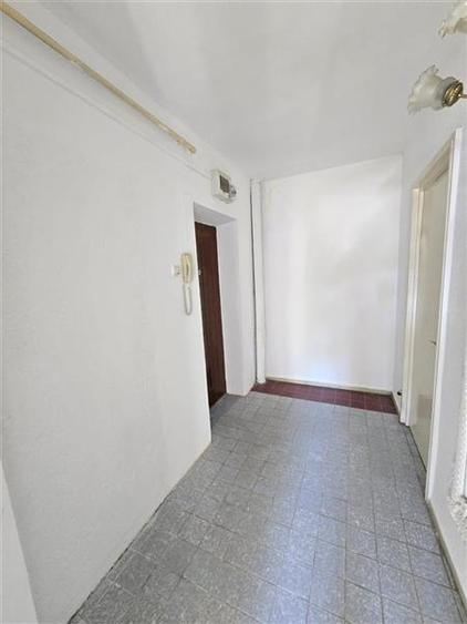 Apartament cu 2 camere circular în Tătărași