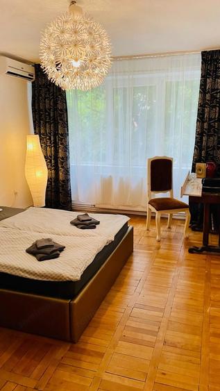 Apartament cu 2 camere decomandat în Favorit