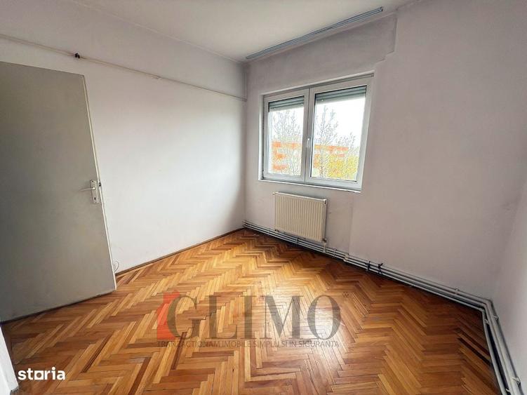 Apartament cu 3 camere decomandat în Mazepa 1