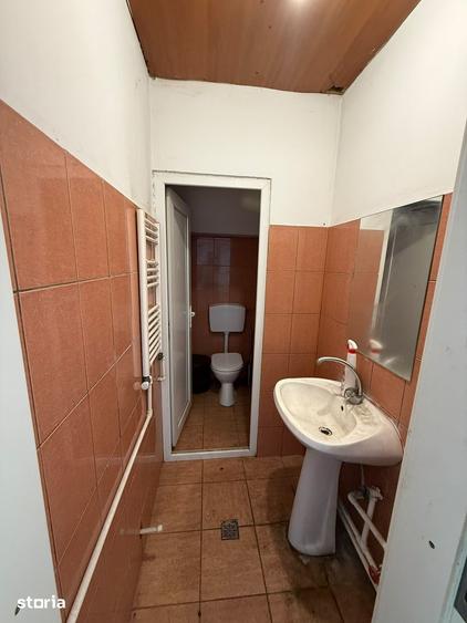 Spațiu comercial, de 330 mp, în Central