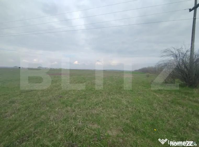 Teren de 20954 mp, în Nord