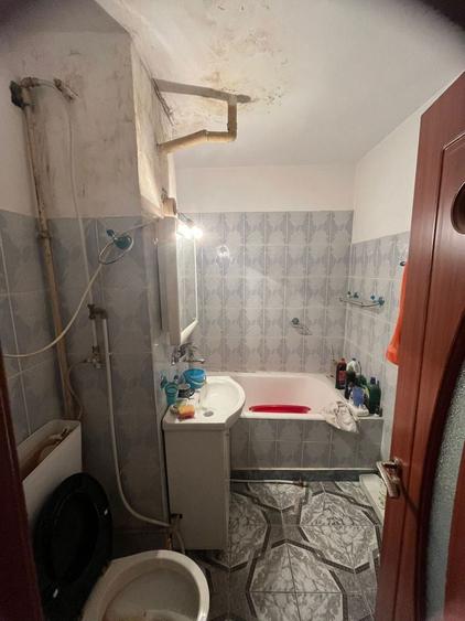 Vand apartament 3 camere Corabia - 2