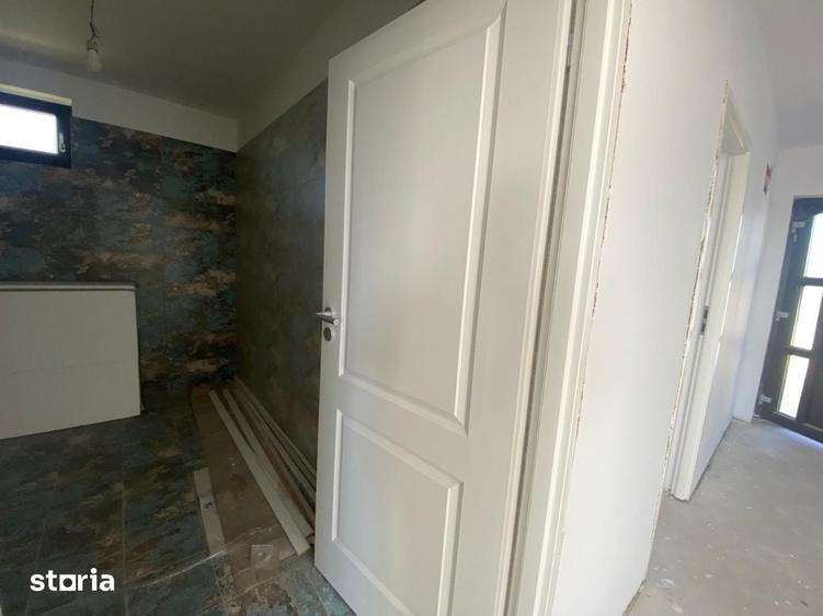 Casă cu 4 camere cu Teren 500 Mp în Sântandrei