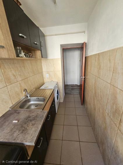 Apartament cu 2 camere semidecomandat în Ostroveni