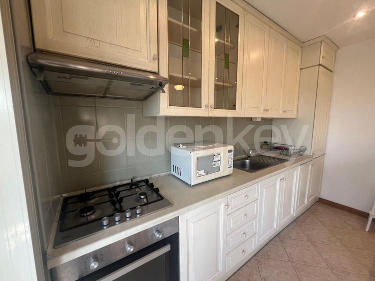Apartament cu 3 camere decomandat, mobilat în Primăverii