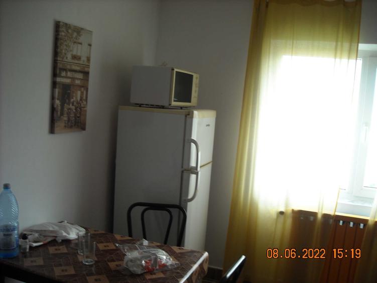 VAND apartament cu 2 camere - 15